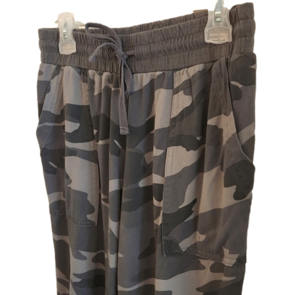 WOMENS Splendid Gray camo lightweight joggers size Small - Picture 5 of 9